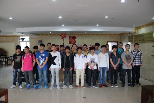 上海博世汽修学校入职车拍档的毕业学员